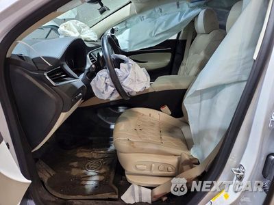 Zdjęcie 7 z 13 samochodu: 2024 BUICK ENCLAVE AVENIR VIN:5GAEVCKW5RJ105491 - miniatura