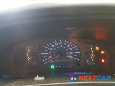 Zdjęcie 9 z 13 samochodu: 2002 TOYOTA SIENNA VIN:4T3ZF19C52U470547 - miniatura