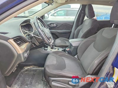 Zdjęcie 7 z 12 samochodu: 2015 JEEP CHEROKEE LATITUDE VIN:1C4PJMCB3FW679266 - miniatura