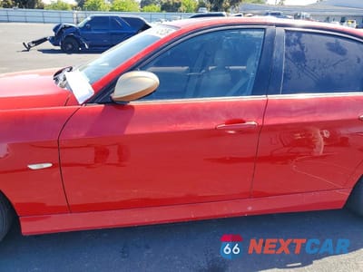 Zdjęcie 8 z 11 samochodu: 2006 BMW 325 I VIN:WBAVB13526KR63862 - miniatura