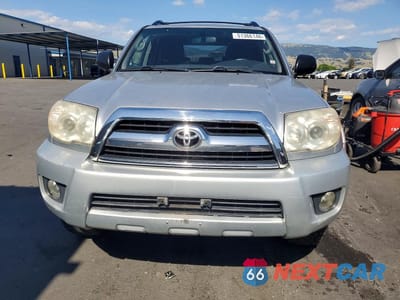 Piąte zdjęcie samochodu w środku: 2006 TOYOTA 4RUNNER SR5 VIN:JTEZU14R560065778 - miniatura