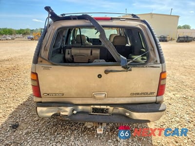 Zdjęcie 6 z 14 samochodu: 2000 CHEVROLET TAHOE K1500 VIN:1GNEK13T1YJ173079 - miniatura