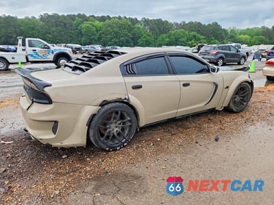 Trzecie zdjęcie samochodu z tyłu: 2018 DODGE CHARGER R VIN:2C3CDXGJ5JH228599 - miniatura