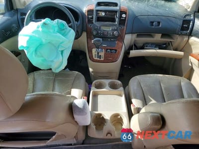 Zdjęcie 8 z 13 samochodu: 2007 HYUNDAI ENTOURAGE GLS VIN:KNDMC233776024345 - miniatura