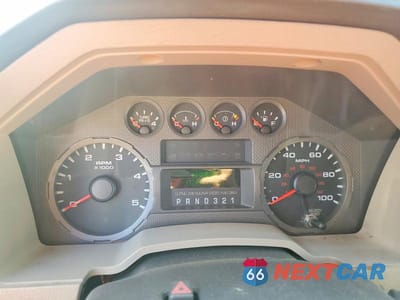 Zdjęcie 9 z 13 samochodu: 2008 FORD F450 SUPER DUTY VIN:1FDXF46R38EB72981 - miniatura