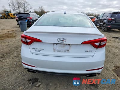 Zdjęcie 6 z 12 samochodu: 2017 HYUNDAI SONATA SPORT VIN:5NPE34AF5HH527747 - miniatura