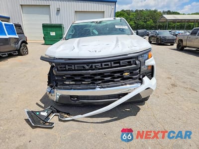 Piąte zdjęcie samochodu w środku: 2025 CHEVROLET SILVERADO K1500 VIN:1GCUKAED2SZ279513 - miniatura