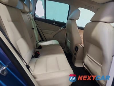 Zdjęcie 11 z 13 samochodu: 2017 VOLKSWAGEN TIGUAN WOLFSBURG VIN:WVGRV7AX8HK025608 - miniatura