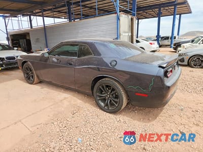 Drugie zdjęcie samochodu z przodu: 2018 DODGE CHALLENGER SXT VIN:2C3CDZAG4JH311367 - miniatura