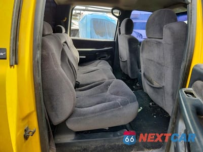 Zdjęcie 11 z 13 samochodu: 2002 GMC SIERRA K1500 HEAVY DUTY VIN:1GTGK13U02F152860 - miniatura