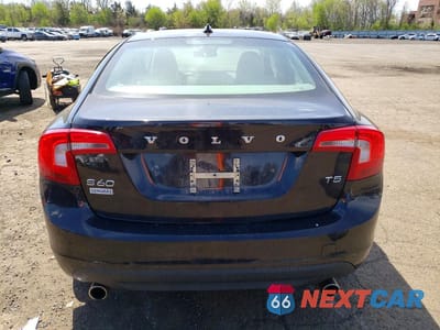 Zdjęcie 6 z 12 samochodu: 2013 VOLVO S60 T5 VIN:YV1612FS2D2201365 - miniatura