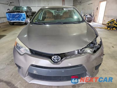 Piąte zdjęcie samochodu w środku: 2014 TOYOTA COROLLA LE VIN:5YFBURHE1EP053630 - miniatura