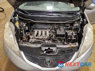 Zdjęcie 11 z 13 samochodu: 2009 HONDA FIT SPORT VIN:JHMGE88489S054975 - miniatura