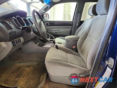 Zdjęcie 7 z 13 samochodu: 2006 TOYOTA TACOMA DOUBLE CAB VIN:5TELU42N66Z181051 - miniatura