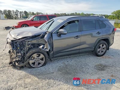 2025 TOYOTA RAV4 XLE 2T3W1RFV8SC304546 - główne zdjęcie licytacji z USA - miniatura