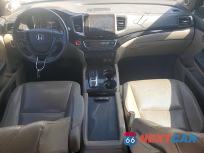 Zdjęcie 8 z 12 samochodu: 2017 HONDA PILOT ELITE VIN:5FNYF6H04HB031645 - miniatura