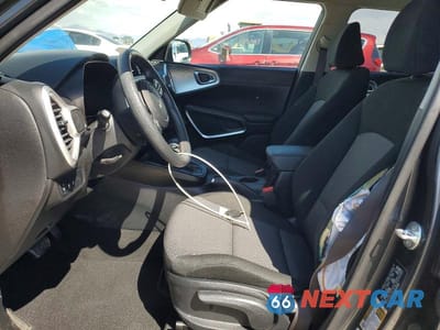 Zdjęcie 7 z 12 samochodu: 2024 KIA SOUL LX VIN:KNDJ23AU0R7242535 - miniatura
