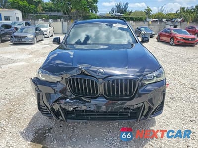 Piąte zdjęcie samochodu w środku: 2024 BMW X3 VIN:WBX47DP08RN302486 - miniatura