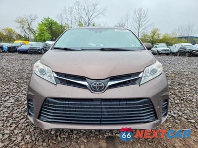 Piąte zdjęcie samochodu w środku: 2020 TOYOTA SIENNA LE VIN:5TDKZ3DC9LS042074 - miniatura