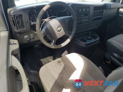 Zdjęcie 8 z 13 samochodu: 2013 CHEV EXPRESS G1500 VIN:1GCSHAF42D1143873 - miniatura