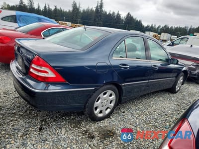 Trzecie zdjęcie samochodu z tyłu: 2005 MERCEDES-BENZ C 320 4MATIC VIN:WDBRF84J85F665254 - miniatura