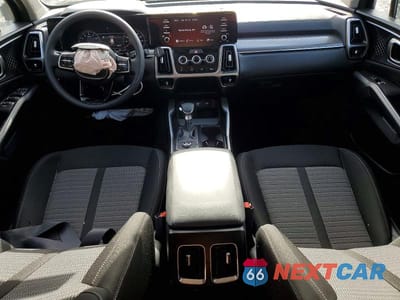 Zdjęcie 8 z 13 samochodu: 2023 KIA SORENTO LX VIN:5XYRG4LC0PG163798 - miniatura