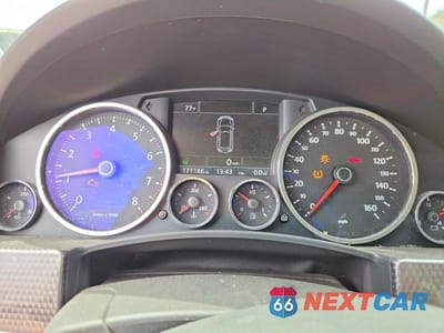 Zdjęcie 9 z 13 samochodu: 2010 VOLKSWAGEN TOUAREG V6 VIN:WVGBF7A96AD003276 - miniatura