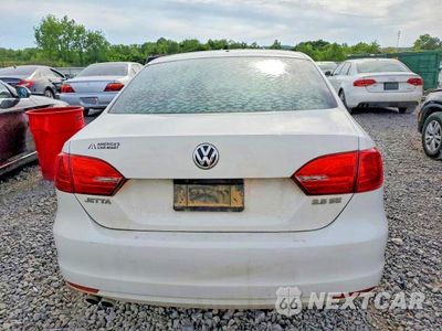 Zdjęcie 6 z 12 samochodu: 2013 VOLKSWAGEN JETTA SE VIN:3VWDP7AJ5DM452846 - miniatura