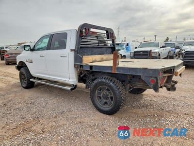 Drugie zdjęcie samochodu z przodu: 2018 RAM 2500 SLT VIN:3C6UR5DLXJG277641 - miniatura