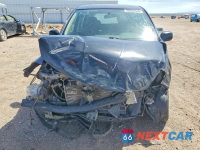 Piąte zdjęcie samochodu w środku: 2009 NISSAN VERSA 1.8 S VIN:3N1BC13E09L370171 - miniatura