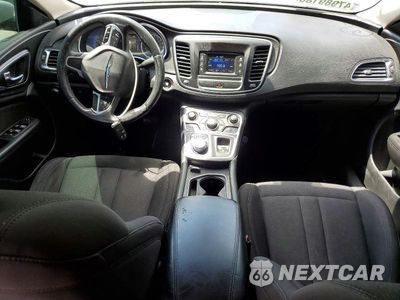 Zdjęcie 8 z 12 samochodu: 2015 CHRYSLER 200 LIMITED VIN:1C3CCCAB1FN604369 - miniatura