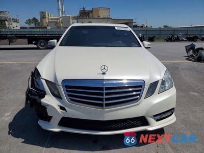 Piąte zdjęcie samochodu w środku: 2012 MERCEDES-BENZ E 350 4MATIC VIN:WDDHF8JB4CA554338 - miniatura