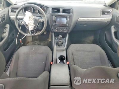 Zdjęcie 8 z 12 samochodu: 2016 VOLKSWAGEN JETTA SE VIN:3VWB67AJ5GM333791 - miniatura