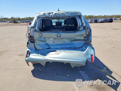 Zdjęcie 6 z 12 samochodu: 2013 TOYOTA PRIUS V THREE VIN:JTDZN3EU2D3205121 - miniatura