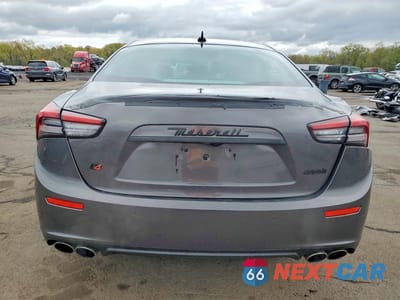 Zdjęcie 6 z 12 samochodu: 2015 MASERATI GHIBLI S VIN:ZAM57RTA7F1144492 - miniatura