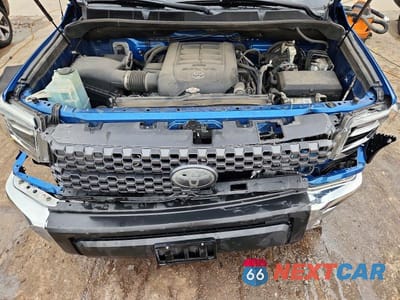 Zdjęcie 11 z 12 samochodu: 2018 TOYOTA TUNDRA CREWMAX SR5 VIN:5TFDW5F11JX698737 - miniatura