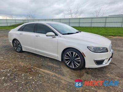Czwarte zdjęcie samochodu z boku: 2019 LINCOLN MKZ RESERVE II VIN:3LN6L5F92KR602630 - miniatura