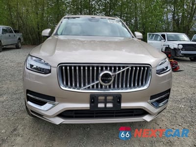 Piąte zdjęcie samochodu w środku: 2023 VOLVO XC90 PLUS VIN:YV4H60CN7P1953282 - miniatura