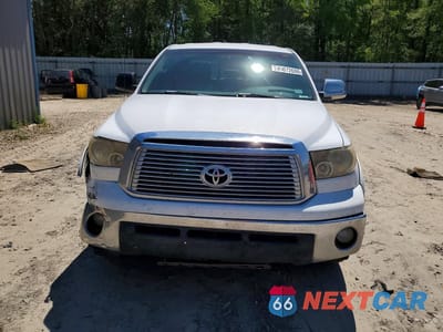 Piąte zdjęcie samochodu w środku: 2008 TOYOTA TUNDRA SR5 VIN:5TBRV54198S475818 - miniatura