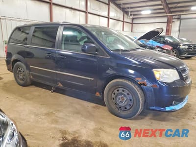 Czwarte zdjęcie samochodu z boku: 2011 DODGE GRAND CARAVAN CREW VIN:2D4RN5DG0BR686162 - miniatura
