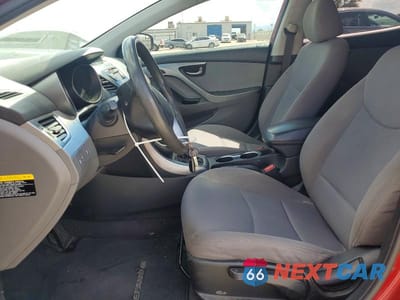 Zdjęcie 7 z 12 samochodu: 2015 HYUNDAI ELANTRA SE VIN:5NPDH4AE0FH646775 - miniatura