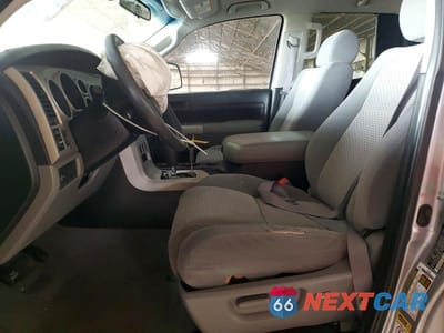 Zdjęcie 7 z 12 samochodu: 2008 TOYOTA TUNDRA SR5 VIN:5TFRV541X8X050996 - miniatura