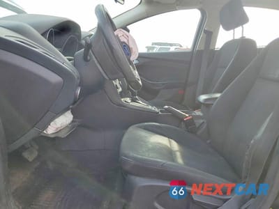 Zdjęcie 7 z 13 samochodu: 2017 FORD FOCUS SEL VIN:1FADP3H28HL207868 - miniatura