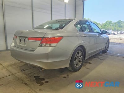 Trzecie zdjęcie samochodu z tyłu: 2012 HONDA ACCORD SE VIN:1HGCP2F69CA138605 - miniatura