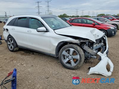 Czwarte zdjęcie samochodu z boku: 2019 MERCEDES-BENZ GLC 300 VIN:WDC0G4JB7KV169029 - miniatura