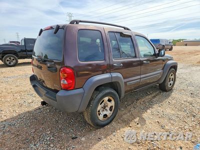 Trzecie zdjęcie samochodu z tyłu: 2004 JEEP LIBERTY SPORT VIN:1J4GL48K84W175385 - miniatura