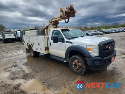 2016 FORD F450 SUPER DUTY BUCKET TRUCK 1FDUF4GY3GEC04013 - główne zdjęcie licytacji z USA - miniatura