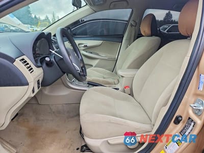 Zdjęcie 7 z 12 samochodu: 2012 TOYOTA COROLLA LE VIN:2T1BU4EE1CC771795 - miniatura