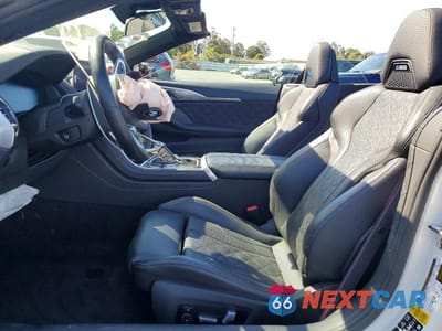 Zdjęcie 7 z 12 samochodu: 2024 BMW M8 VIN:WBSDZ0C08RCP93779 - miniatura