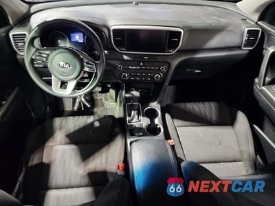 Zdjęcie 8 z 14 samochodu: 2021 KIA SPORTAGE LX VIN:KNDPM3AC3M7930548 - miniatura